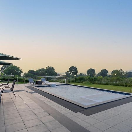 Casa Boho By Stayvista - Contemporary Design, Farm-View, Swimming Pool & Indoor Games For A Chic Retreat Nashik Εξωτερικό φωτογραφία