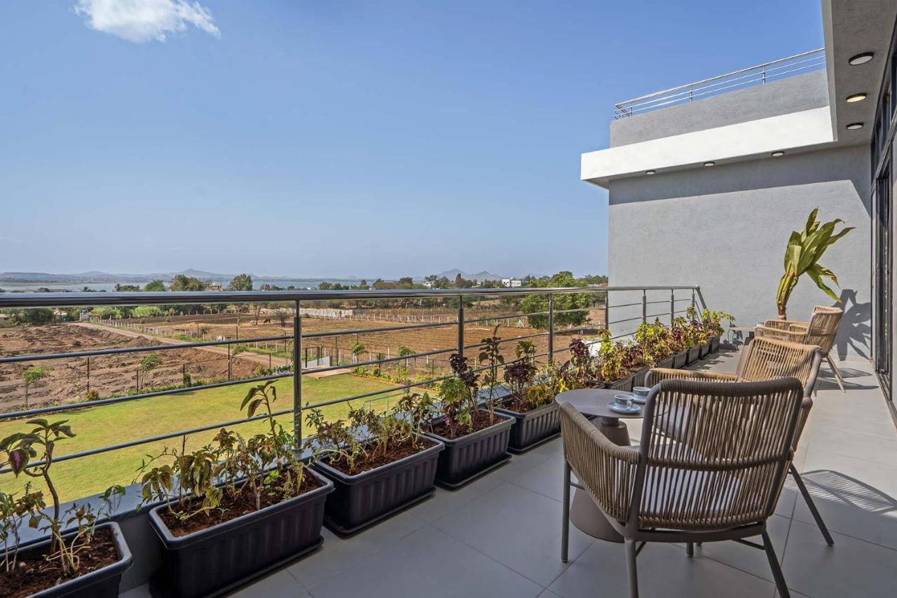 Casa Boho By Stayvista - Contemporary Design, Farm-View, Swimming Pool & Indoor Games For A Chic Retreat Nashik Εξωτερικό φωτογραφία