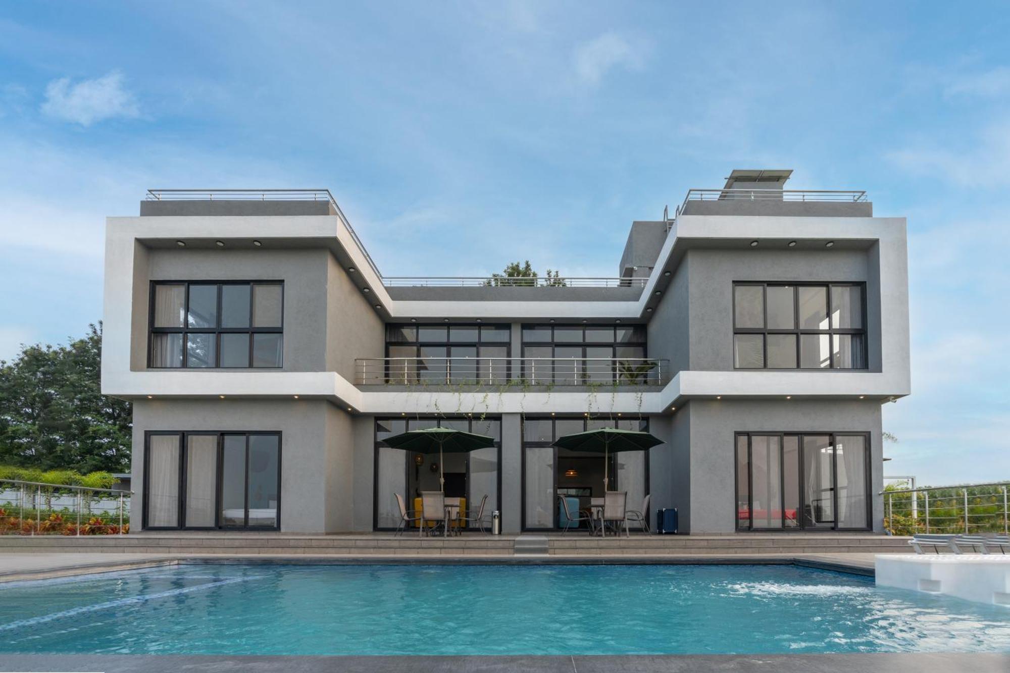 Casa Boho By Stayvista - Contemporary Design, Farm-View, Swimming Pool & Indoor Games For A Chic Retreat Nashik Εξωτερικό φωτογραφία
